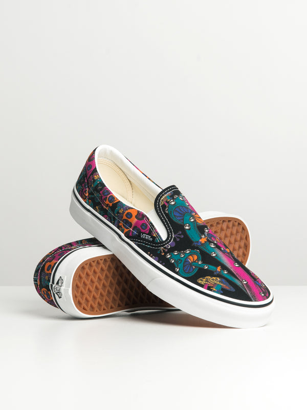 MENS VANS CLASSIC SLIP ON - CLEARANCE