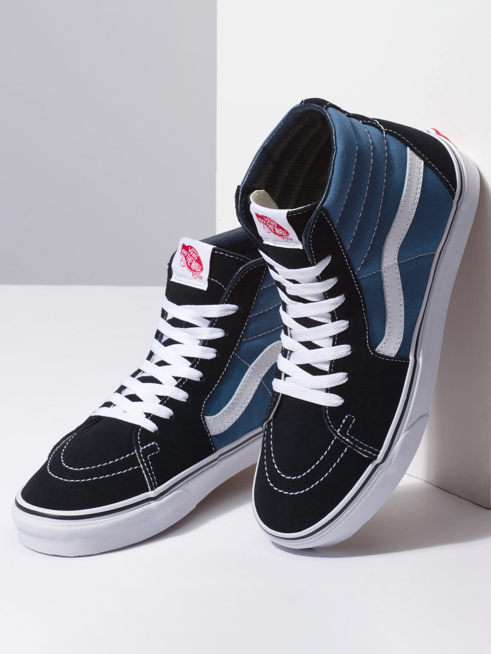 MENS VANS SK8 HI SNEAKER - CLEARANCE