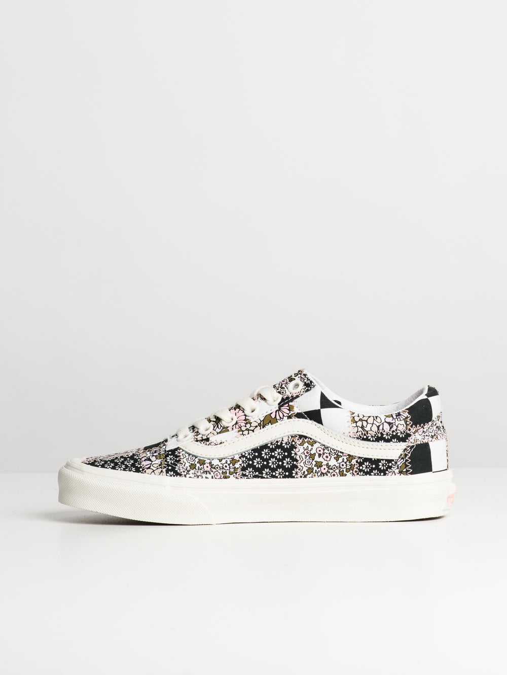 WOMENS VANS OLD SKOOL PATCHWORK FLORAL SNEAKER - CLEARANCE