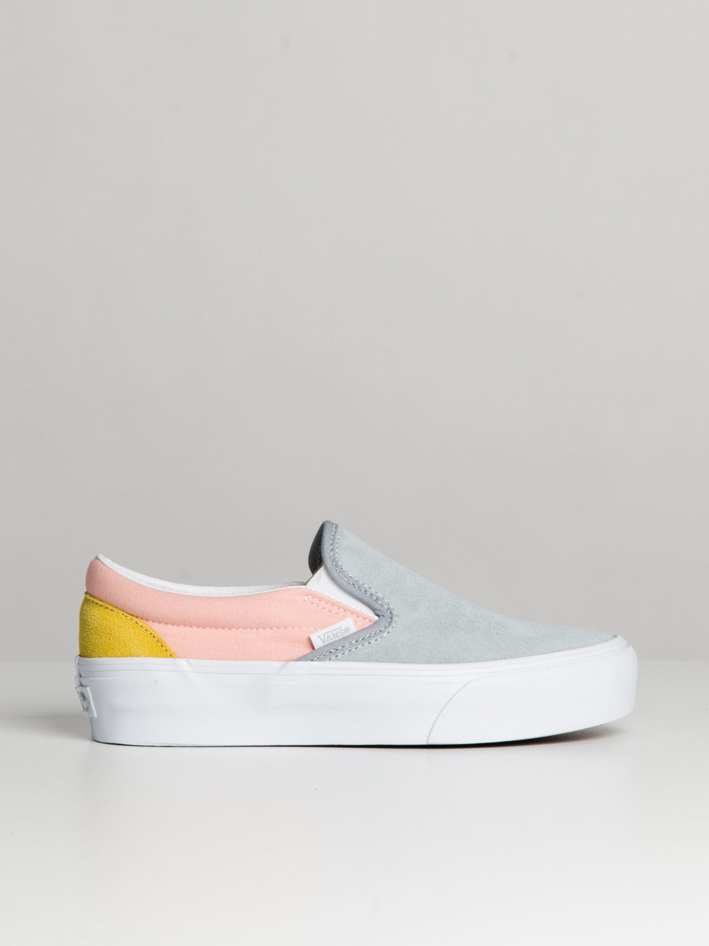 WOMENS VANS CLS SLIP ON PLATFORM CLRBLK - CLEARANCE