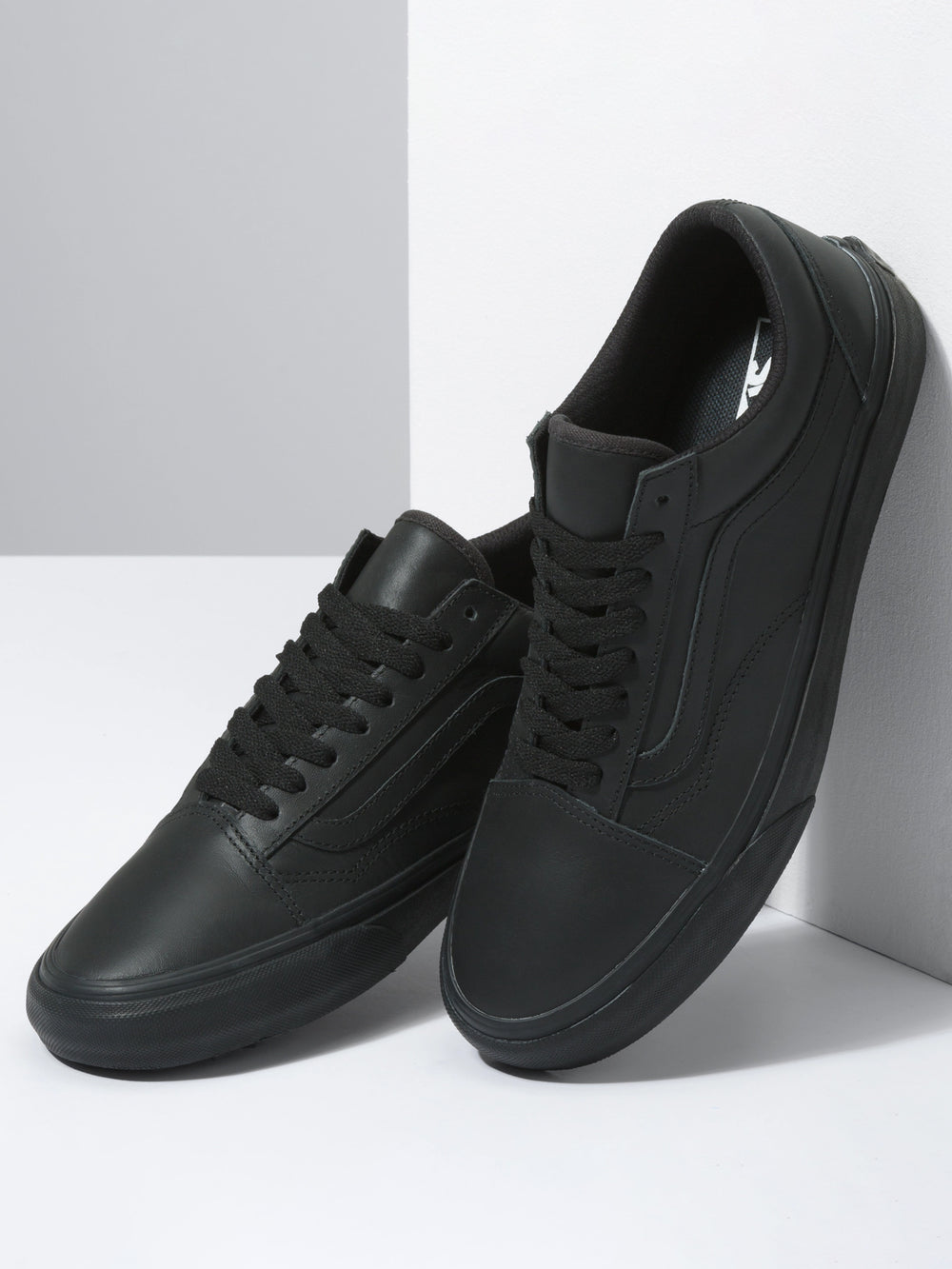 WOMENS VANS OLD SKOOL UC  - CLEARANCE