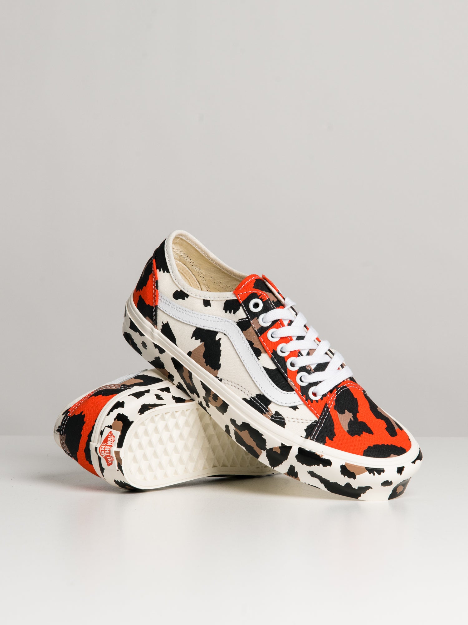 Vans animal hotsell print sneakers