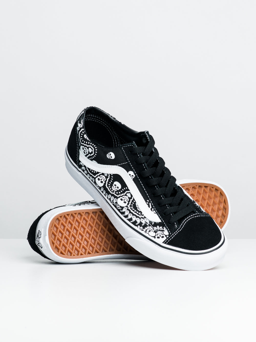 MENS VANS STYLE 36 SNEAKER - CLEARANCE