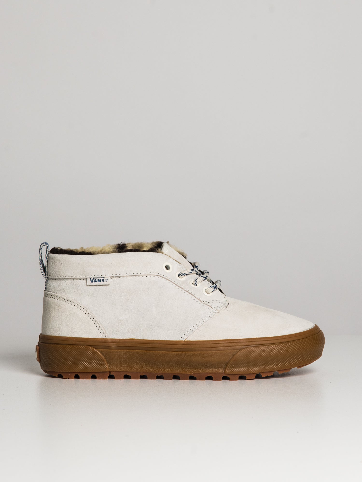 Vans chukka 2024 boot with shorts