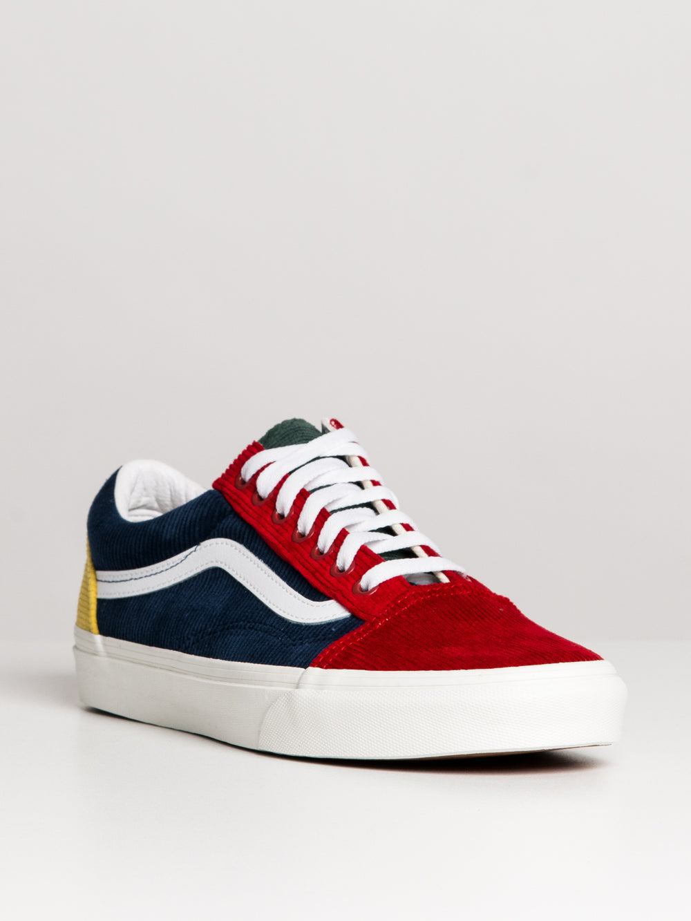 MENS VANS OLD SKOOL SNEAKER - CLEARANCE