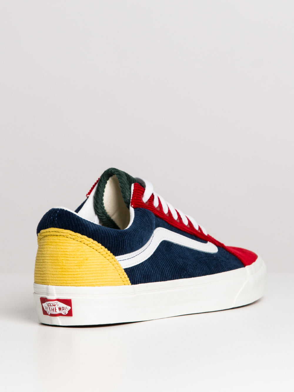 MENS VANS OLD SKOOL SNEAKER - CLEARANCE