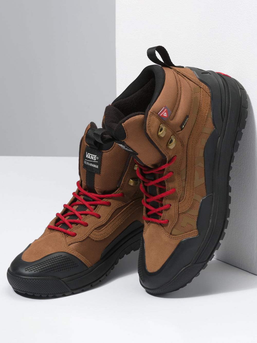 MENS VANS ULTRARANGE EXO HI GORETEX MTE BOOT - CLEARANCE