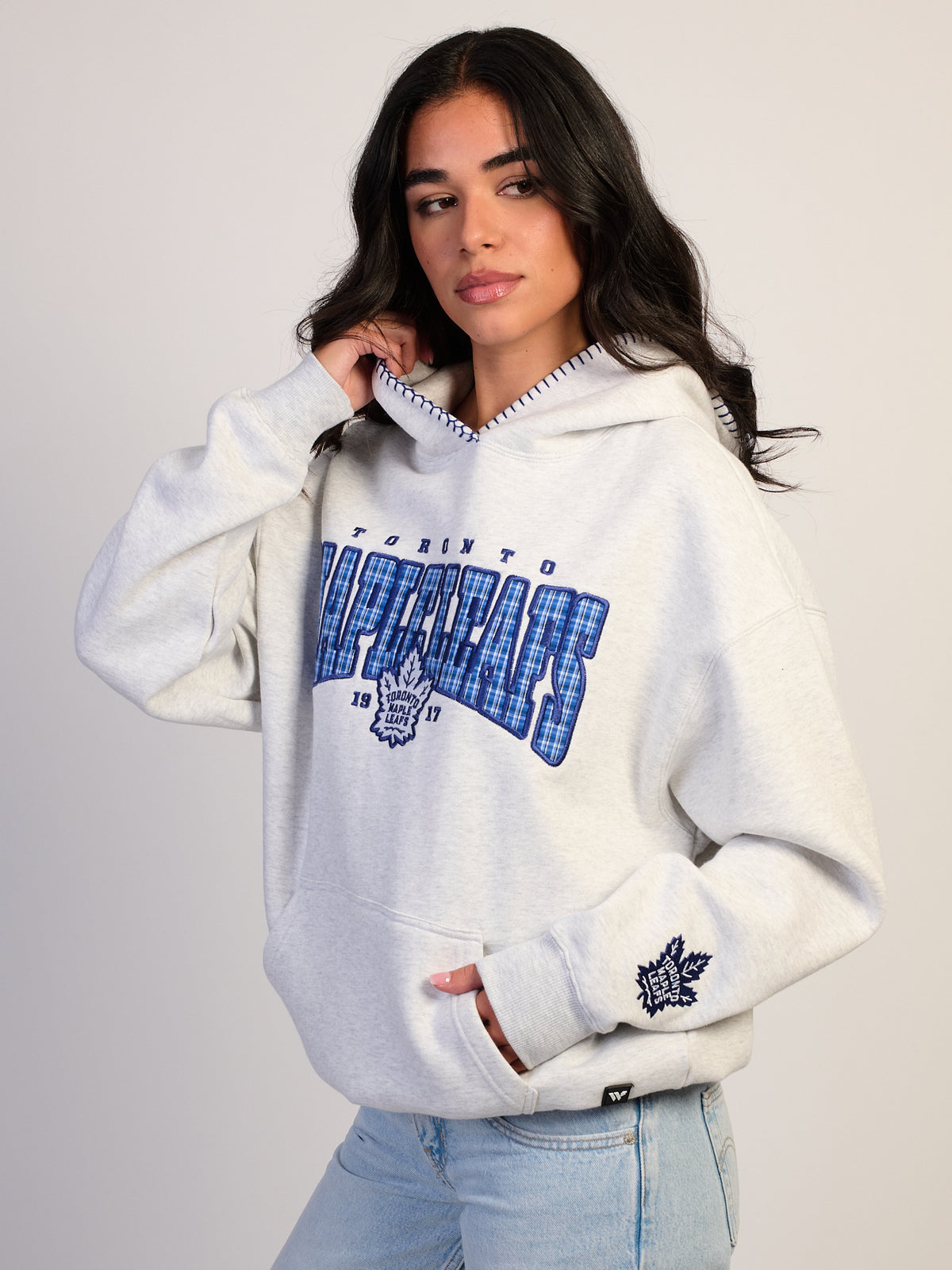 THE WILD COLLECTIVE NHL TORONTO MAPLE LEAFS HOODIE