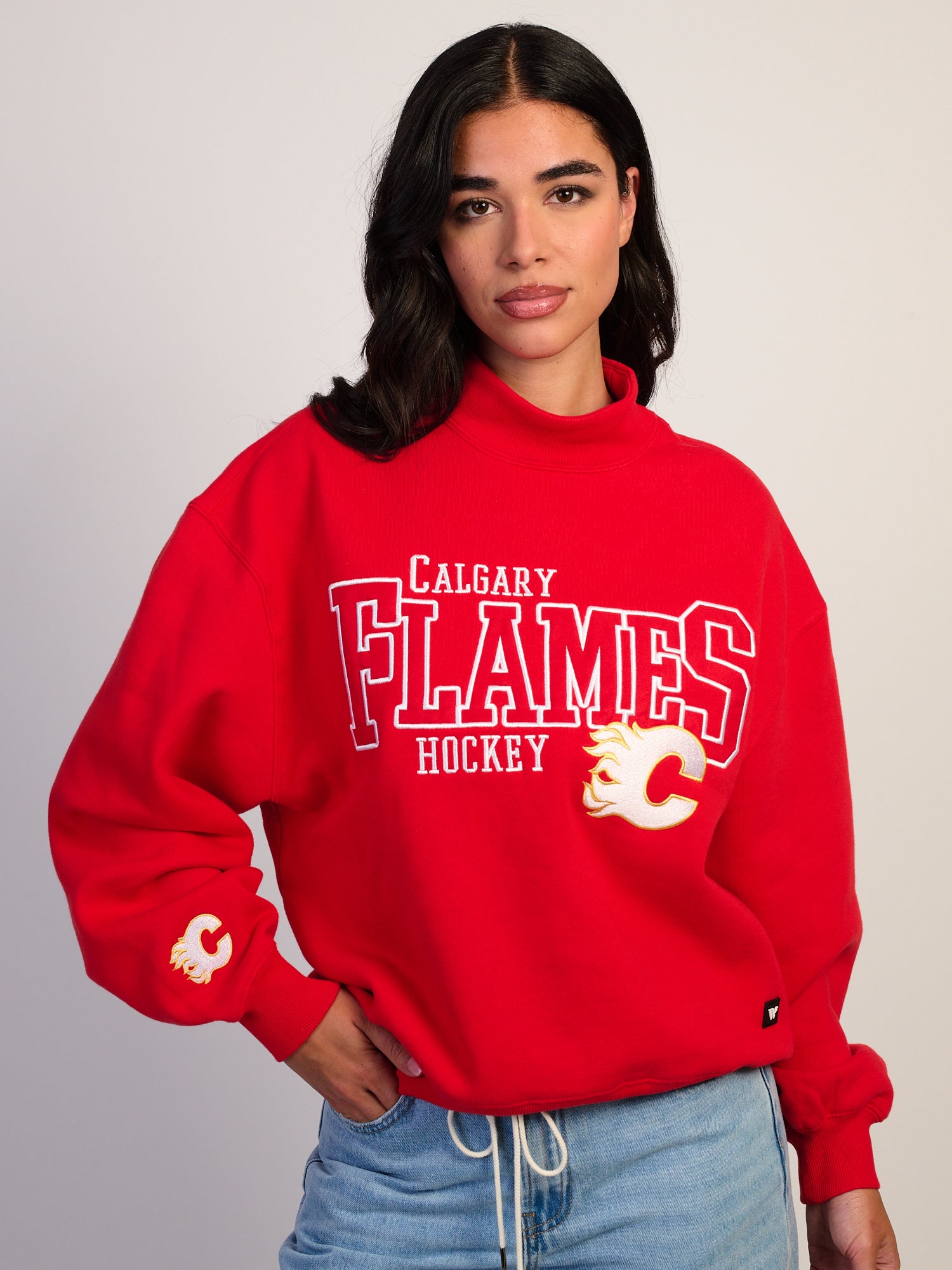 THE WILD COLLECTIVE NHL CALGARY FLAMES MOCKNECK