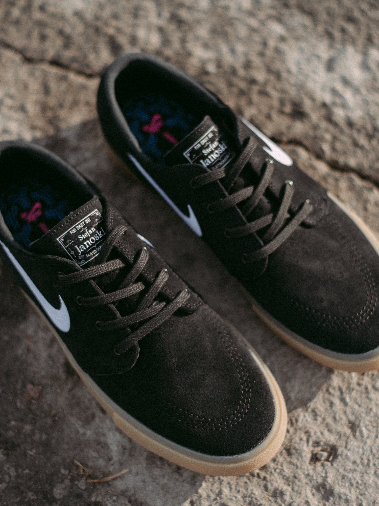 Nike sb hot sale shoes janoski