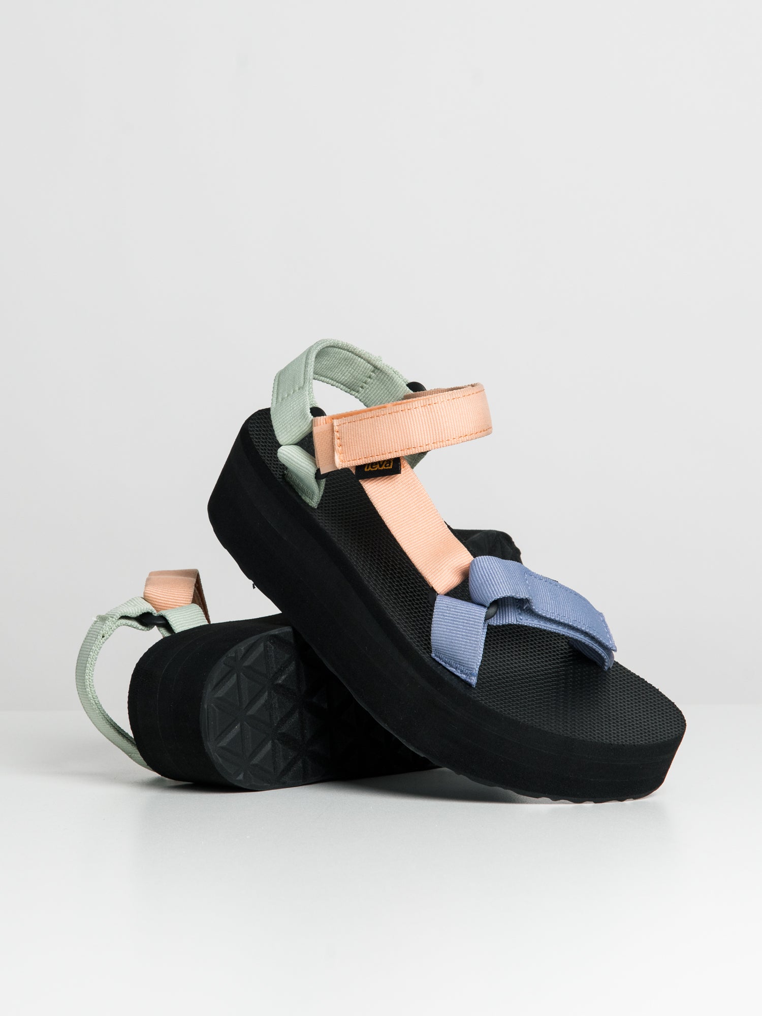 Teva flatform discount universal chunky sandals