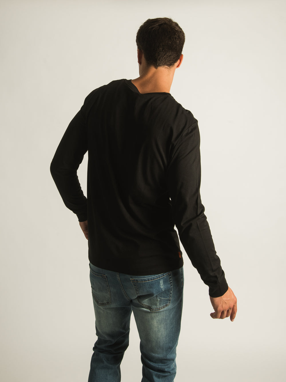 TIMBERLAND CHEST STACK LONG SLEEVE LOGO TEE