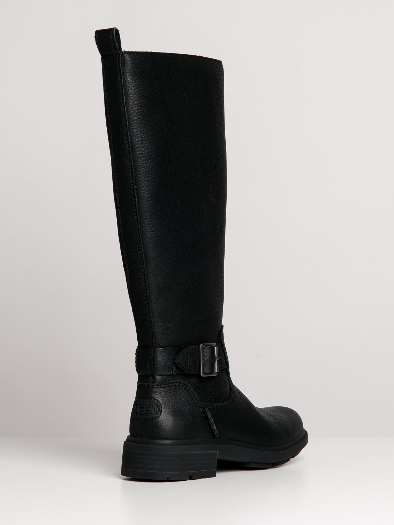 Ugg tall boots deals clearance