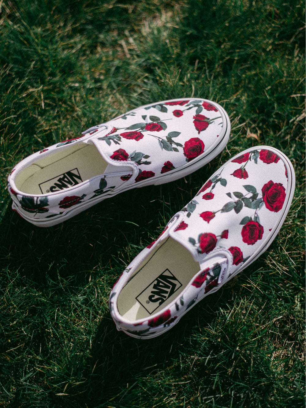 WOMENS VANS CL SLIP ON - RED ROSE/WHITE - CLEARANCE