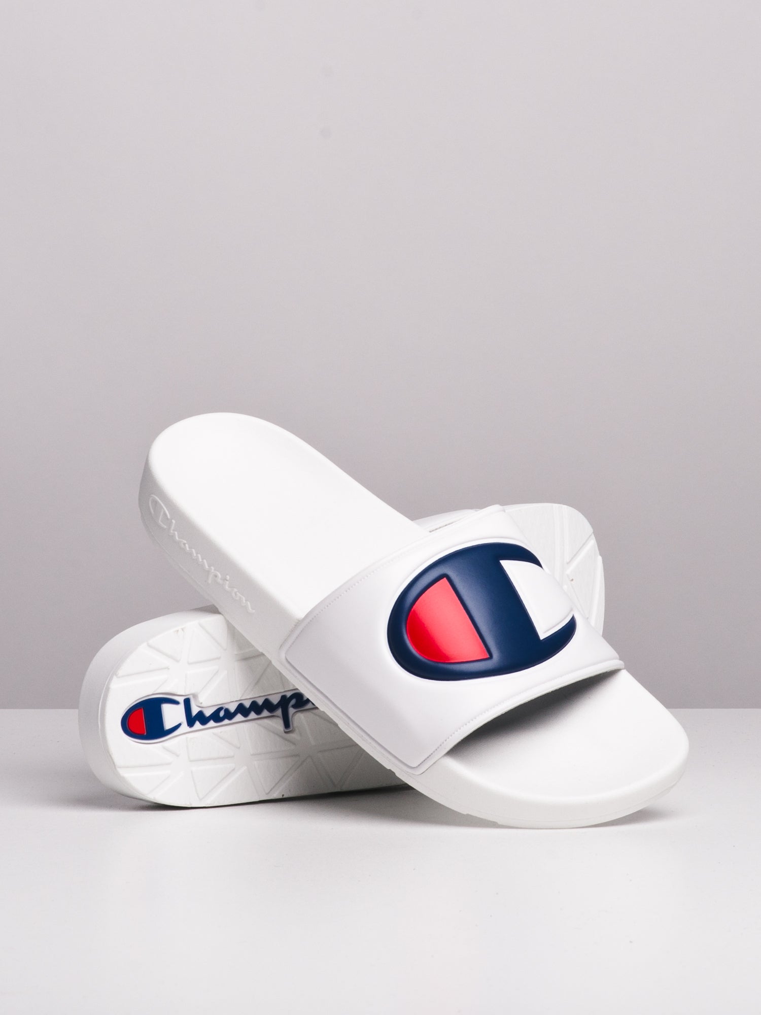 Champion ipo best sale slides white