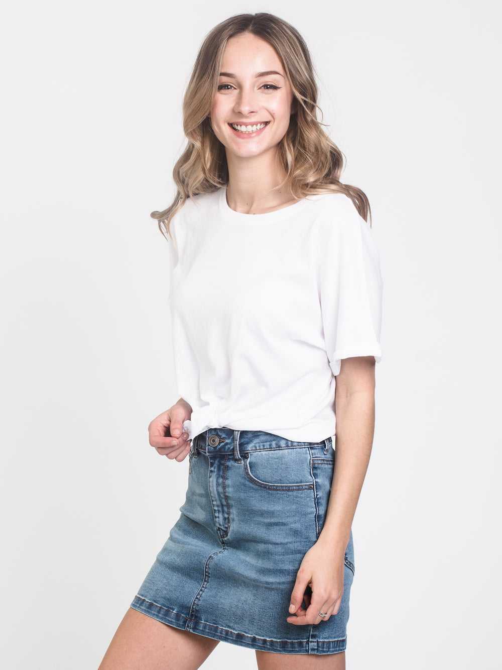 TEE-SHIRT NOUÉ LAYLA POUR FEMMES - LIQUIDATION