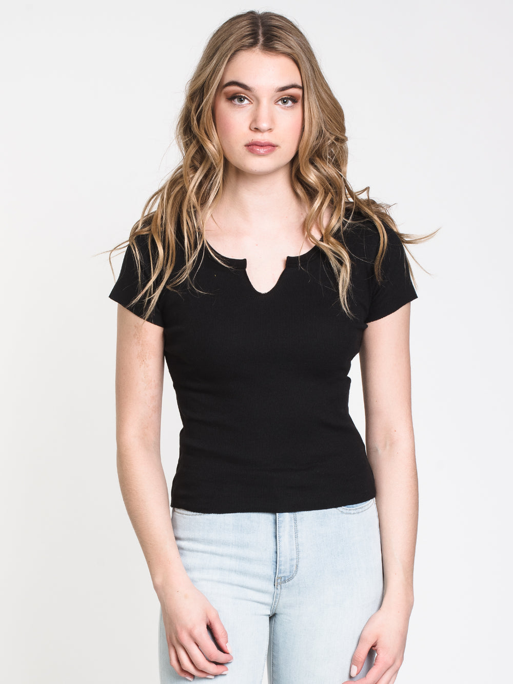 WOMENS ALLY NOTCH TEE - CLEARANCE
