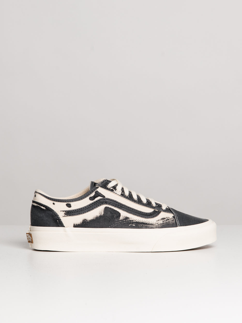 MENS VANS OLD SKOOL TAPERED SNEAKER - CLEARANCE