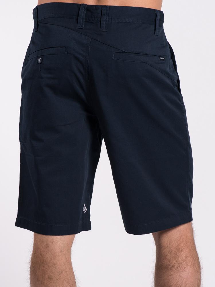 SHORT CHINO POUR HOMME - LIQUIDATION